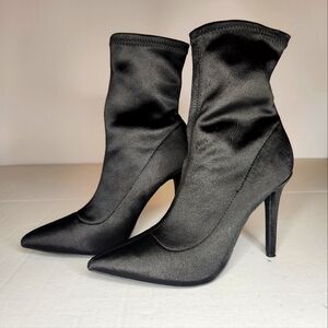 Black Suede-Like Heels In Black (8)